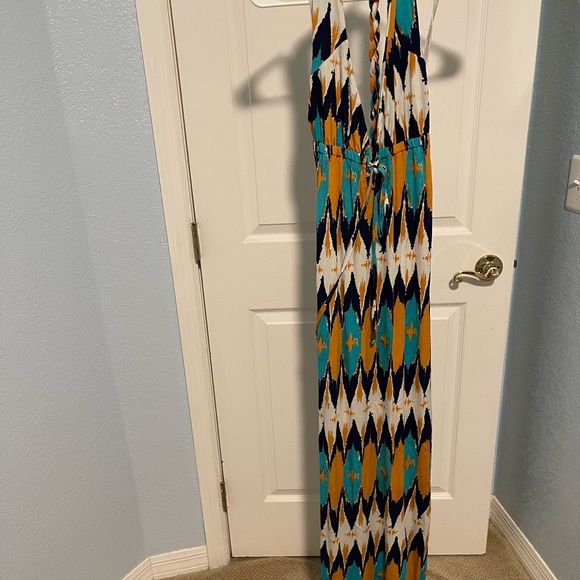 Halter dress perfect condition size small - Picture 7 of 7